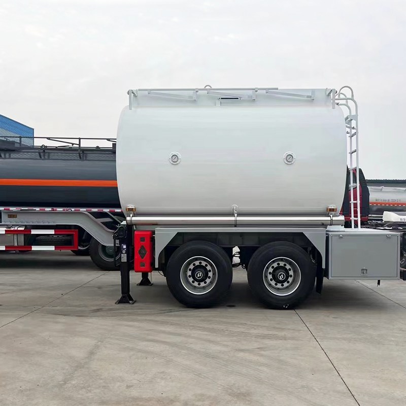 Small fuel oil tank semi trailer custom special fuel tanker olive oil diesel crude vegetable oil storage